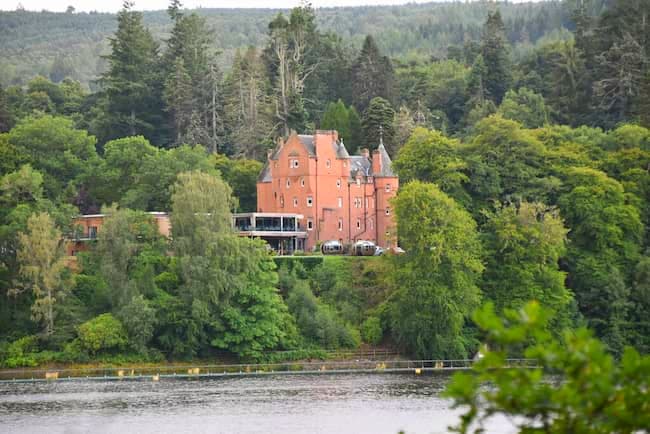 Fonab Castle. Attribution: By N Chadwick, CC BY-SA 2.0, https://commons.wikimedia.org/w/index.php?curid=115455734