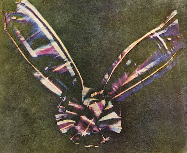 Tartan_Ribbon_first_color_photograph_1861 public domain image